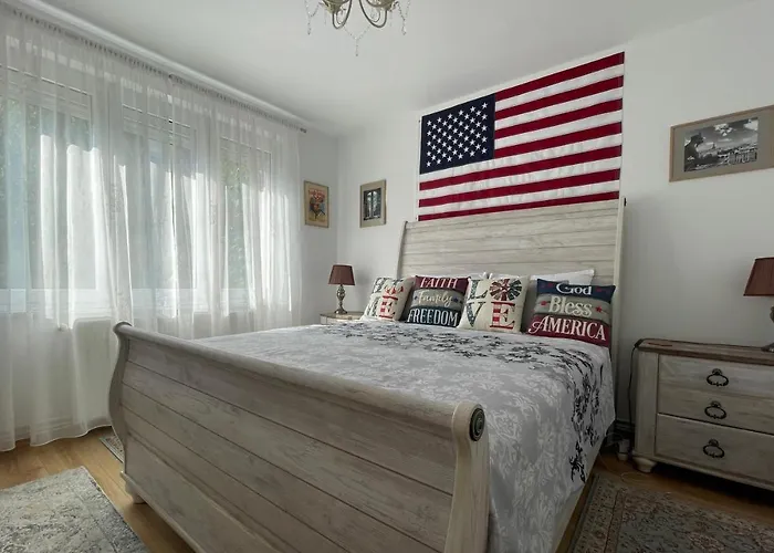 2_traveler's Retreat *